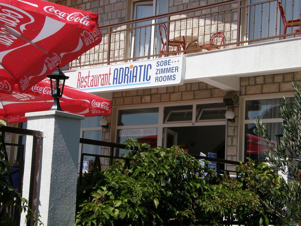 Guest House & Restaurant Adriatic 클레크 외부 사진