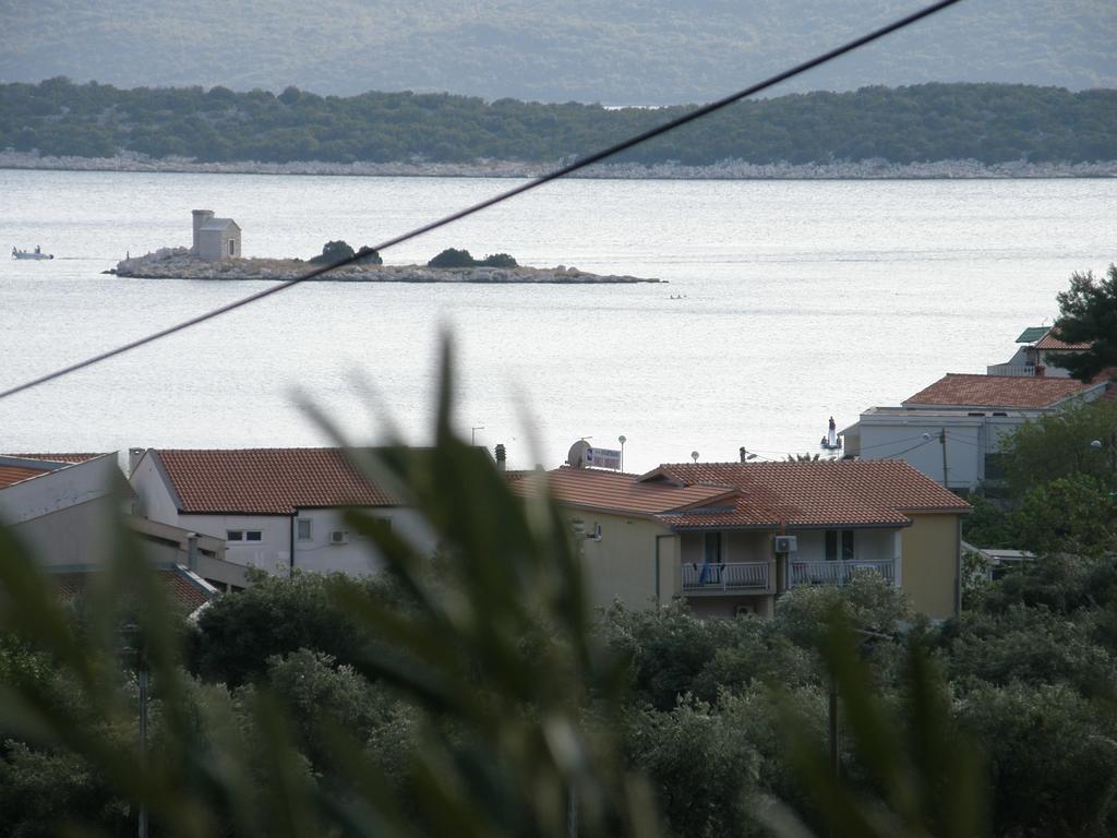 Guest House & Restaurant Adriatic 클레크 외부 사진